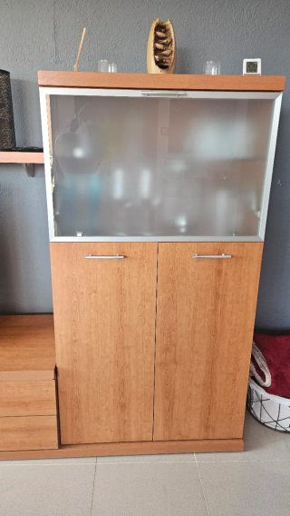 Mueble de Salón y Mesa de Comedor (sin sillas)