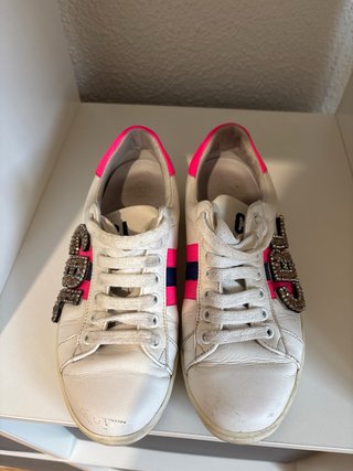 Zapatillas Deportivas Blancas con Detalles