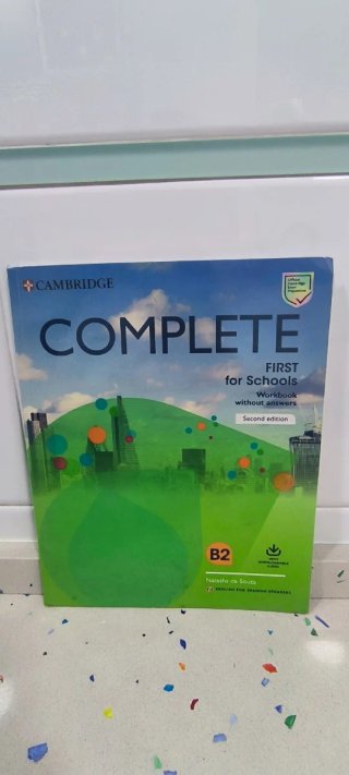 Complete First for Schools for Spanish Speakers...