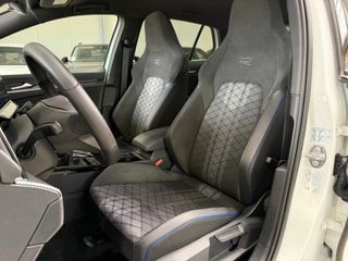Volkswagen Golf VIII R-line