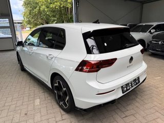 Volkswagen Golf VIII R-line