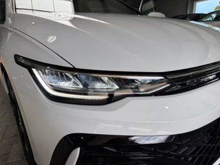 Volkswagen Golf VIII R-line