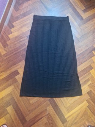 Falda de punto negra Mango