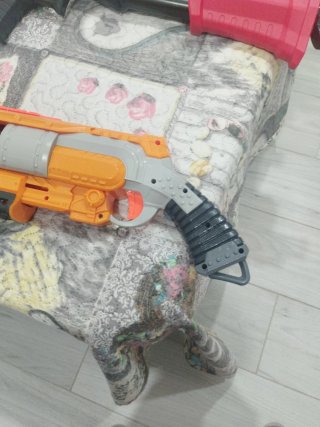 Pistola Nerf Vagabond Naranja.