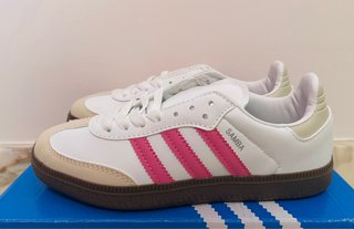Zapatillas Adidas Samba Blancas y Rosas