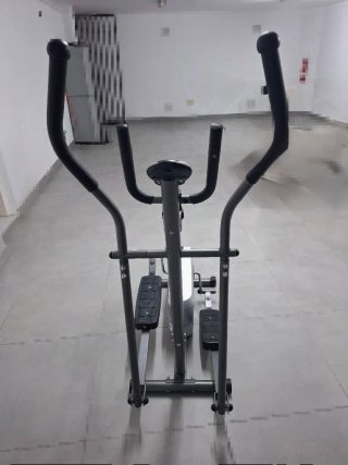 Bicicleta Elíptica Gris como nueva