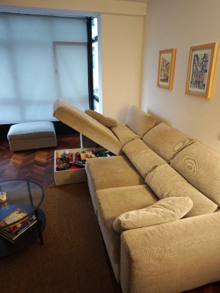 Sofá Eskilstuna 3 plazas con chaiselongue