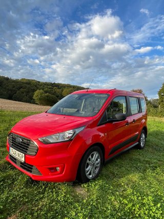 Ford Tourneo Connect **2.000€ en mantenimiento**