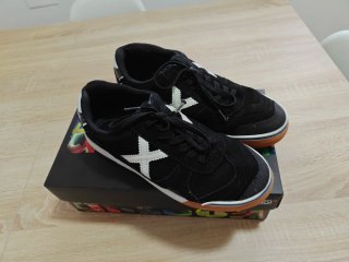 Zapatillas Munich Fútbol Sala Talla 39 Negras