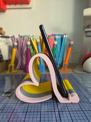 Soporte móvil lápiz gigante