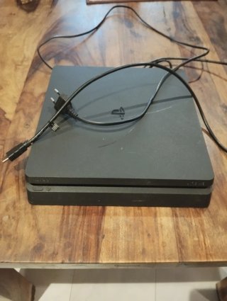 PS4 Slim 1TB Sony (Leer descripción)