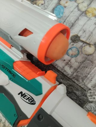 Pistola Nerf Tri-Strike.