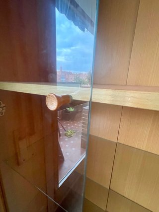 Vetrina IKEA BONDE in faggio con cristallo