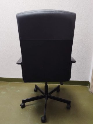 Silla de Escritorio Giratoria Negra