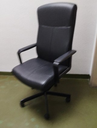 Silla de Escritorio Giratoria Negra