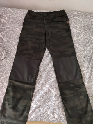 Pantalón de camuflaje infantil talla 12/14 años