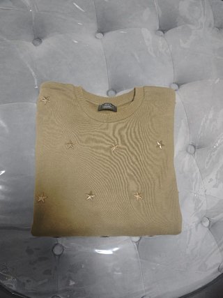 2 Sudaderas Zara con detalles