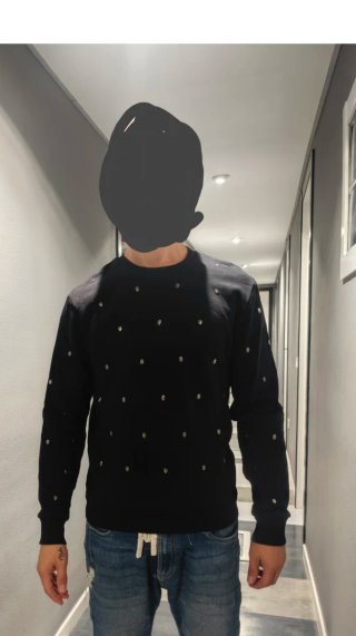 2 Sudaderas Zara con detalles