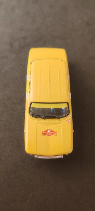 Scalextric Amarillo