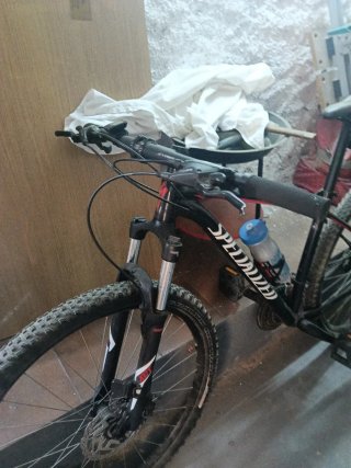 2 Bicicletas: Specialized XL y Rockrider 9.0