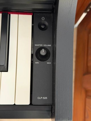 Piano Digital Yamaha Negro