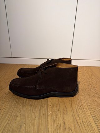Botines de Ante Marrón con Cordones