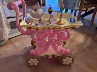 Carrito de té La Bella y la Bestia