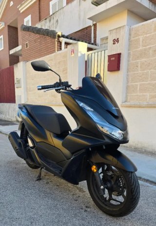 Honda PCX 125 Negra