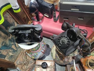2 Teléfonos Antiguos de Disco