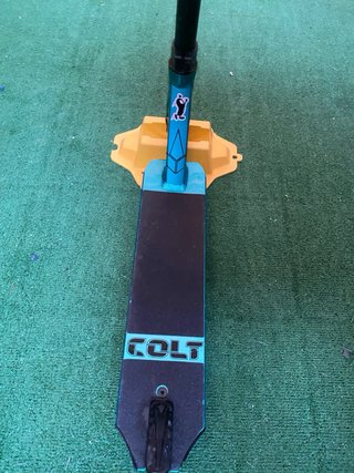 Scooter Completo Blunt COLT Manguitos etich nuevos