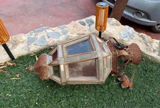 Farol de latón forjado y cristal