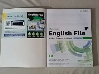 English File 5th Edition B1. Student's Book and...
