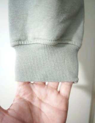 Sudadera Cropped verde claro Stradivarius