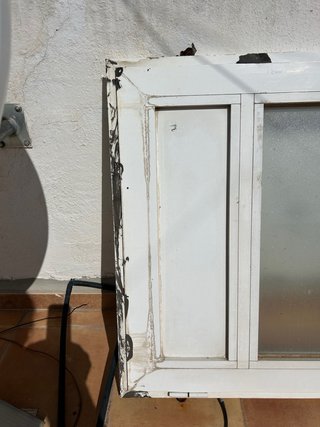 Puerta de aluminio con cristal