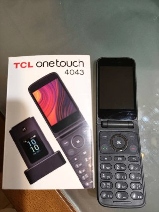 Teléfono TCL 4043 Negro