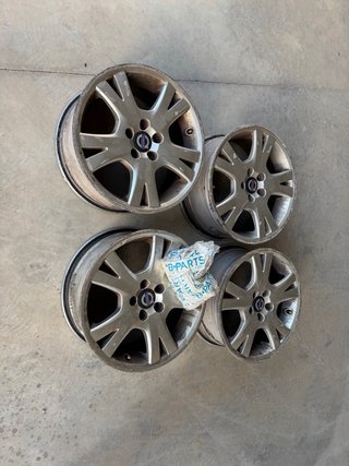 Juego 4 Llantas Volvo S60 XC60 XC90 en buen estado