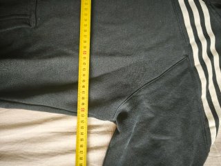 Sudadera Adidas Negra con Rayas Blancas