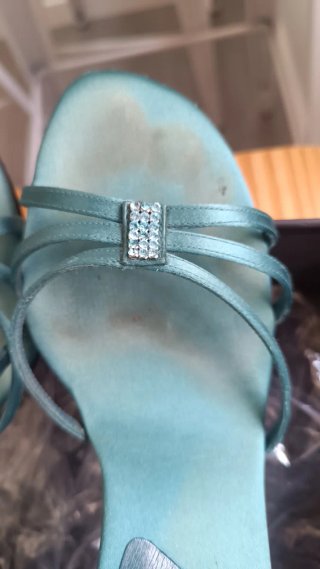 Sandalias fiesta joya azul petróleo