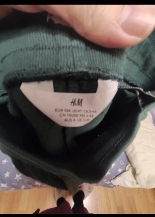 Pantalón de chándal H&M verde (3-4 años)