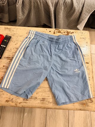 Pantalón corto Adidas Originals azul