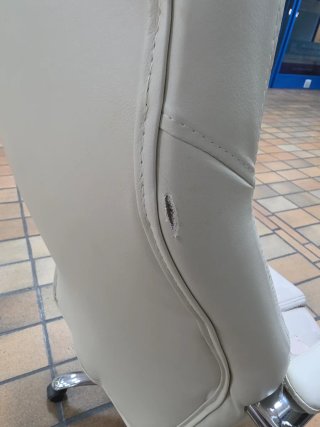 Silla de despacho blanca