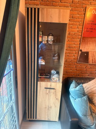 Vitrina de Madera y Cristal