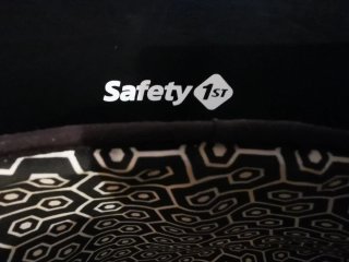 Trona de madera Safety 1st negra