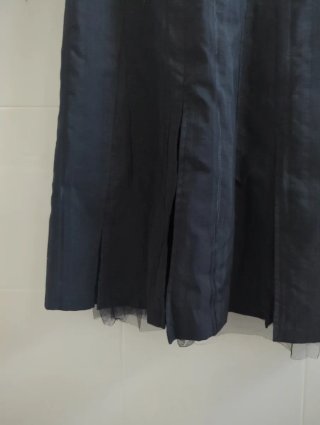 Vestido negro fiesta midi tirantes