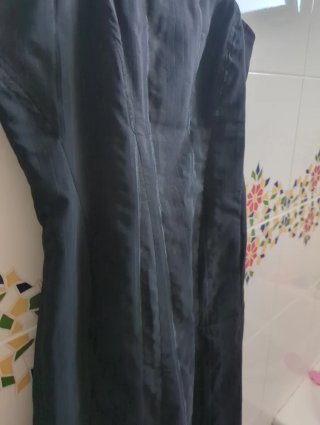 Vestido negro fiesta midi tirantes