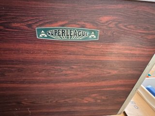 Mesa de Billar con Tacos y Accesorios