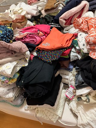 Lote de ropa variada de mujer en muy buen estado