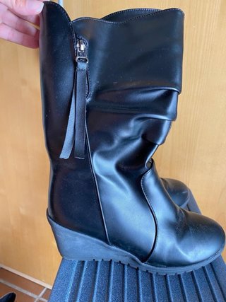 Botines Marrones con Tacón Botas altas negras
