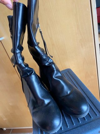 Botines Marrones con Tacón Botas altas negras