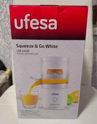Exprimidor Ufesa Squeeze & Go White